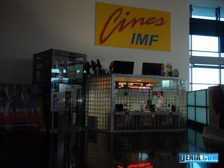 Portal de la Marina Cines IMF- Taquillas