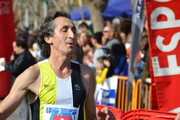 Víctor Fernández con los colores del Llebeig Xàbia
