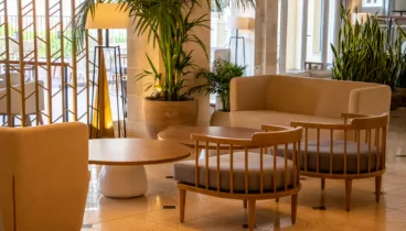 Bienvenido a la recepción de lujo de Hotel Dénia Marriott La Sella Golf Resort & Spa