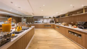 Disfruta del buffet que ofrece el Hotel Marriot