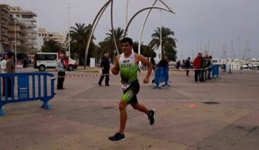 Toni Soler en el Triatlón de la Playa de Gandía