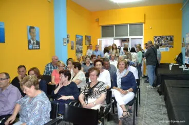 La sede llena de público