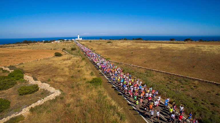 Salida de la media maratón de Formentera