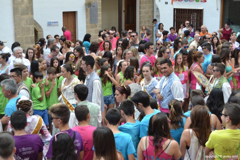 Pregon Fogueres Xàbia 2015 - llegada de la Quintà a la plaza
