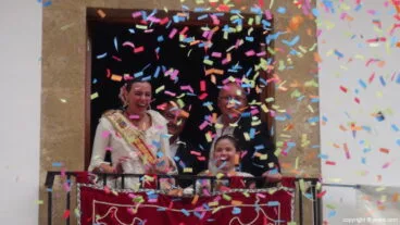Pregon Fogueres Xàbia 2015 – explosión de confeti