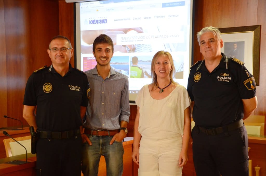 Los ediles Pepa Gisbert y Ximo Segarra junto a Pepe Ribes y José Antonio Monfort