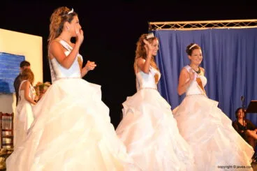 Reina y dama de las Fiestas de Gata