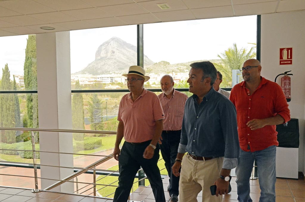 Visita del director general de agua a la desaladora de Xàbia