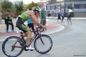 Campa con su bicicleta