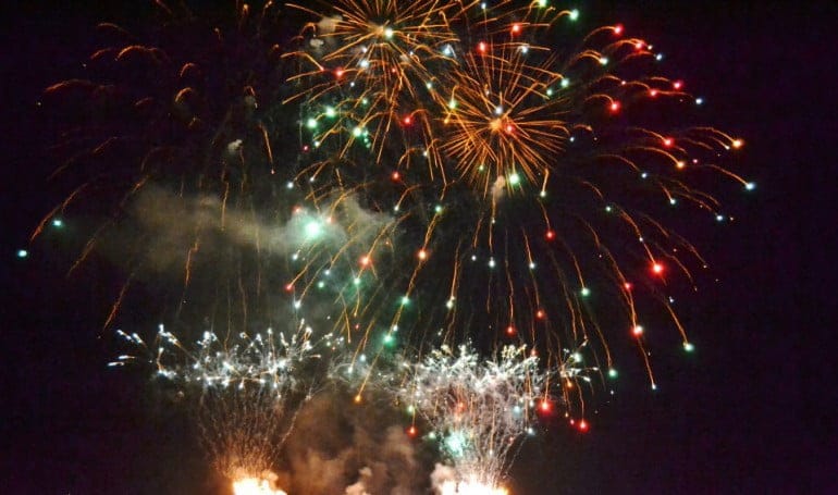 Castillo-de-fuegos-artificiales-en-Xàbia-770x455