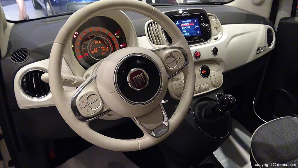 Interior nuevo Fiat 500