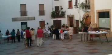 Plaza de la Iglesia en la despedida de Don Julián