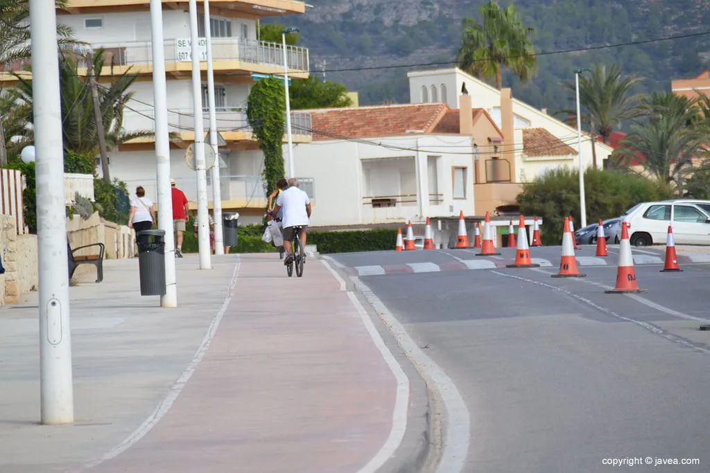 Tramo del carril bici en el Primer Montañar