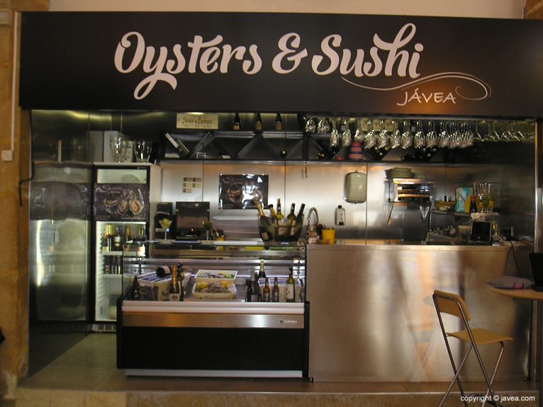 Puesto de Oysters & Sushi