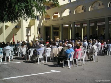 Público asistente a la misa