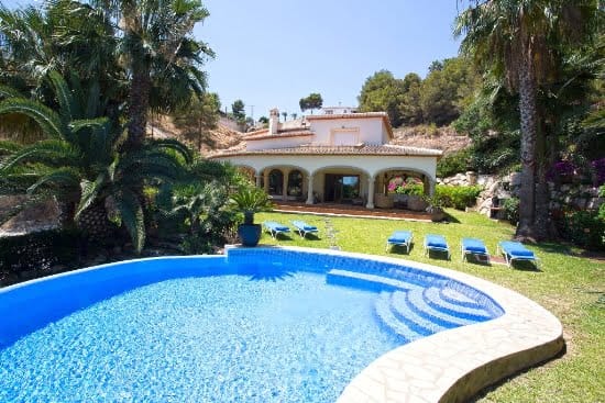 Casa Good Aguila Rent a Villa