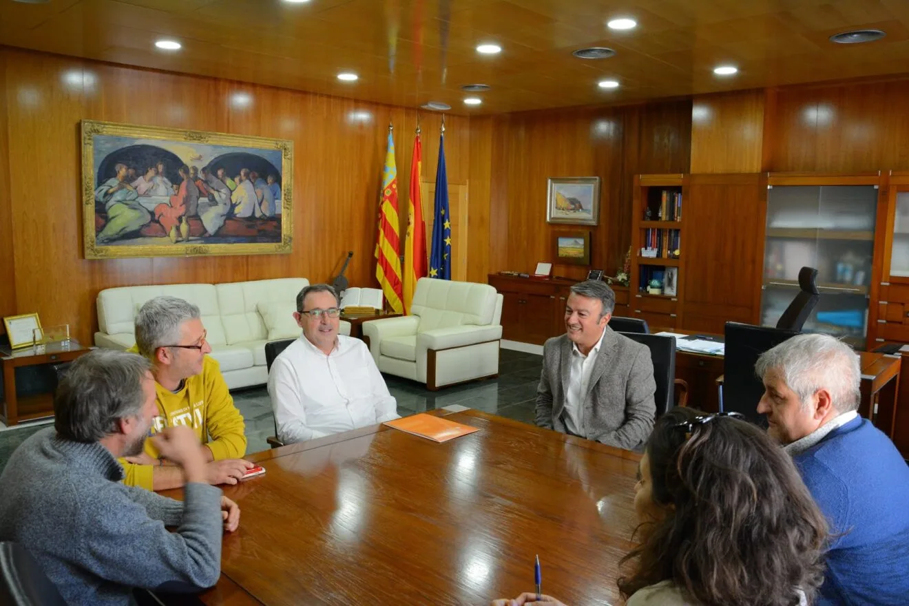 Chulvi y Moragues con los rectores de la Universidad de Alicante