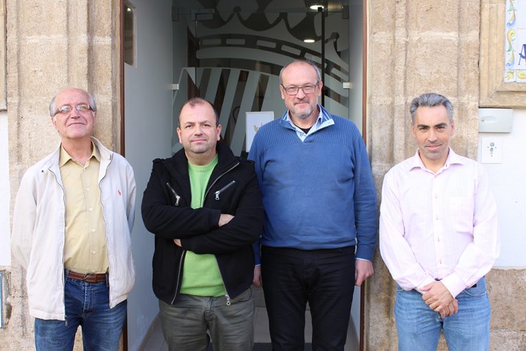 Josep Femenía con miembros del Instituto de estudios comarcales