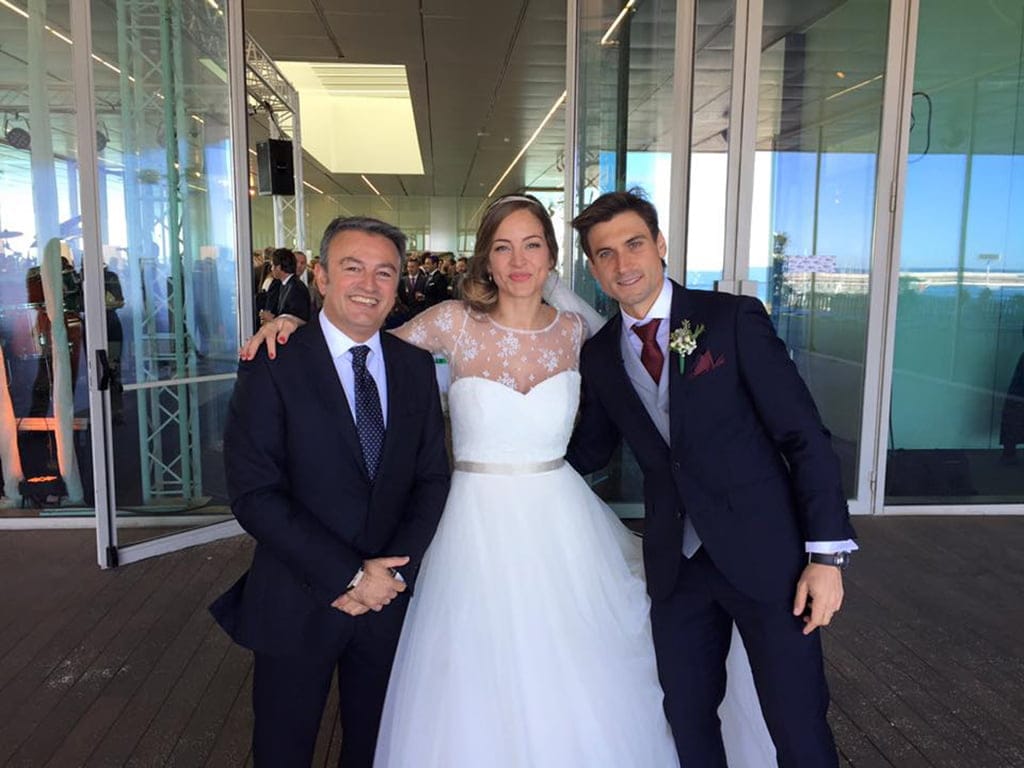 José Chulvi junto a Marta Tornel y David Ferrer