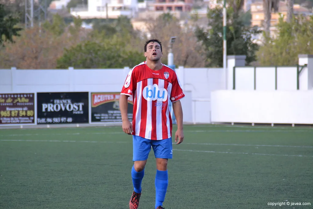 Un defensor del CD Jávea