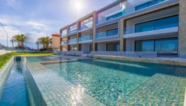 Propiedades a primera línea del mar en Jávea con Atina Inmobiliaria
