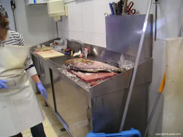 Mero en el puesto de la Cofradía de Pescadores