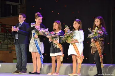 Reina infantil y damas Fogueres 2015