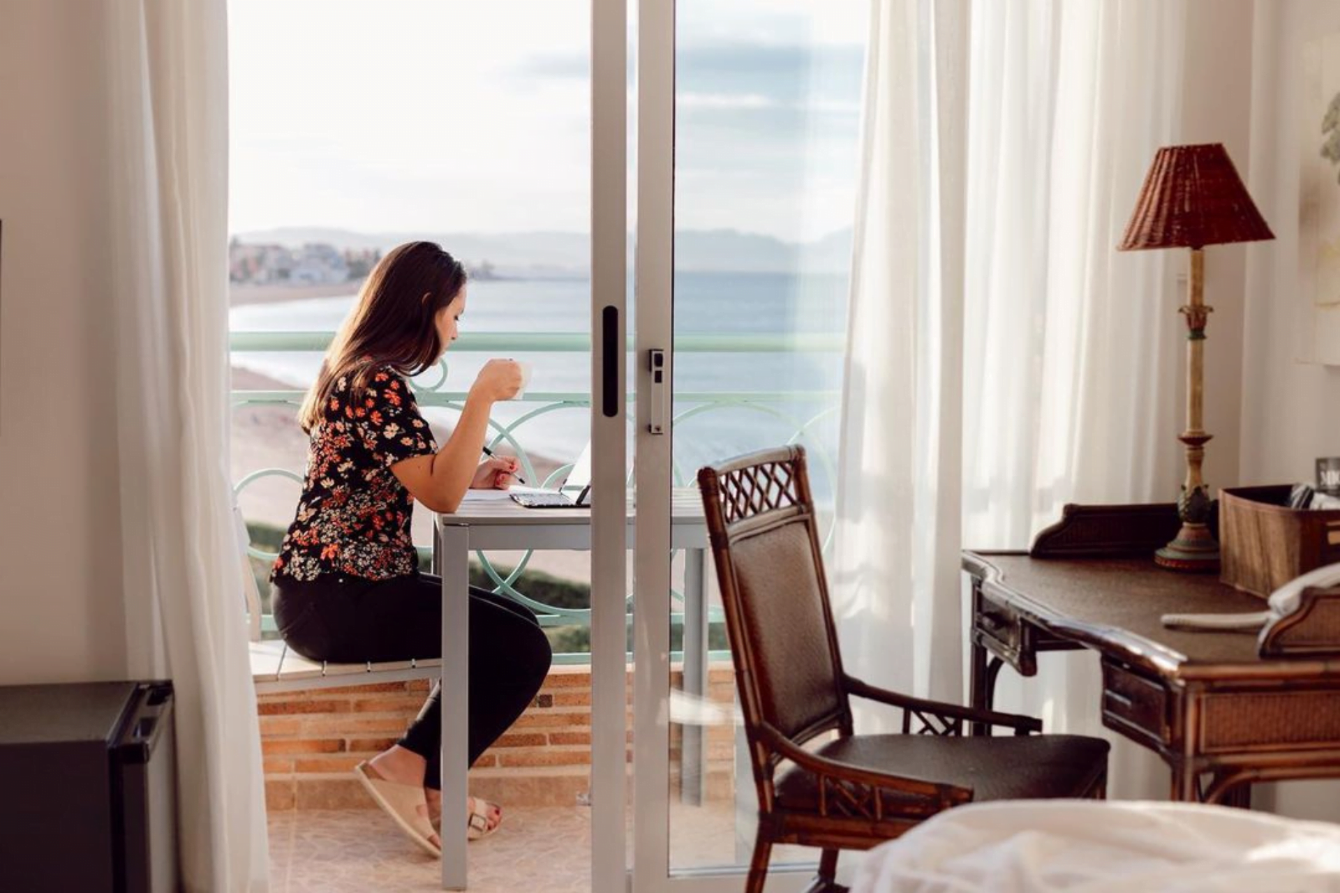 Habitaciones del hotel con vistas al mar en Dénia