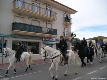 Desfile ecuestre para celebrar el Día de San Antón