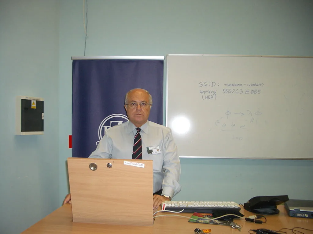 Profesor José Adolfo de Azcárraga