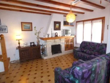 Salón y chimenea