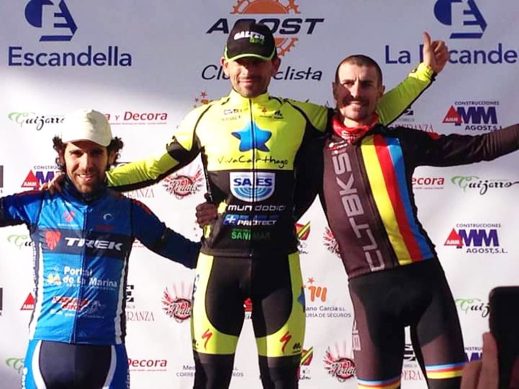 Ade Moll en el podio de Agost