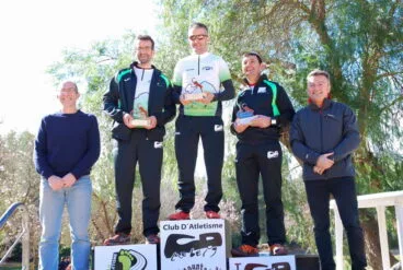 Almazan con Escortell en el podio