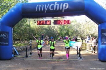 Equipo Five Crazy Girls entrando en meta