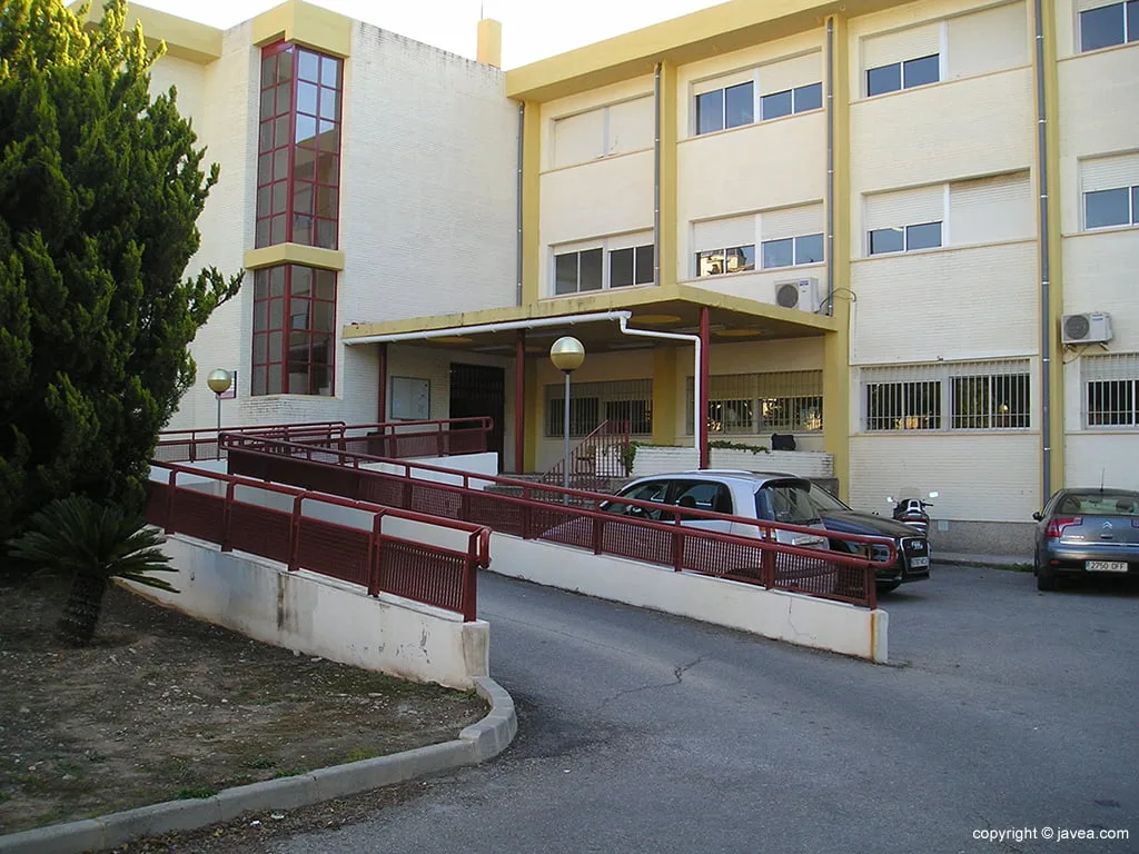 Entrada al IES Antoni Llidó de Xàbia