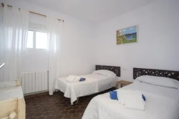 Segundo dormitorio casa Dara Sol