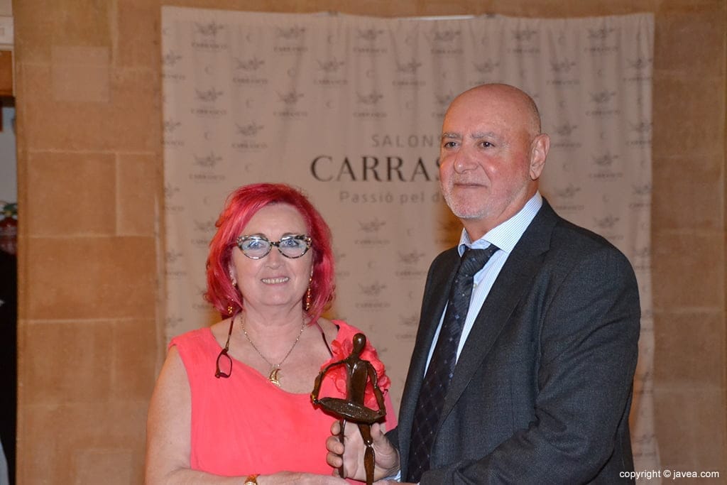 Ximo Carrasco con su premio