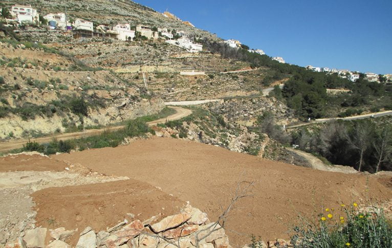 Zona a reforestar en el Puig Llorença