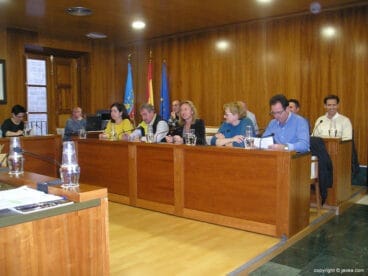 Ediles durante el pleno de marzo en el ayuntamiento de Xàbia