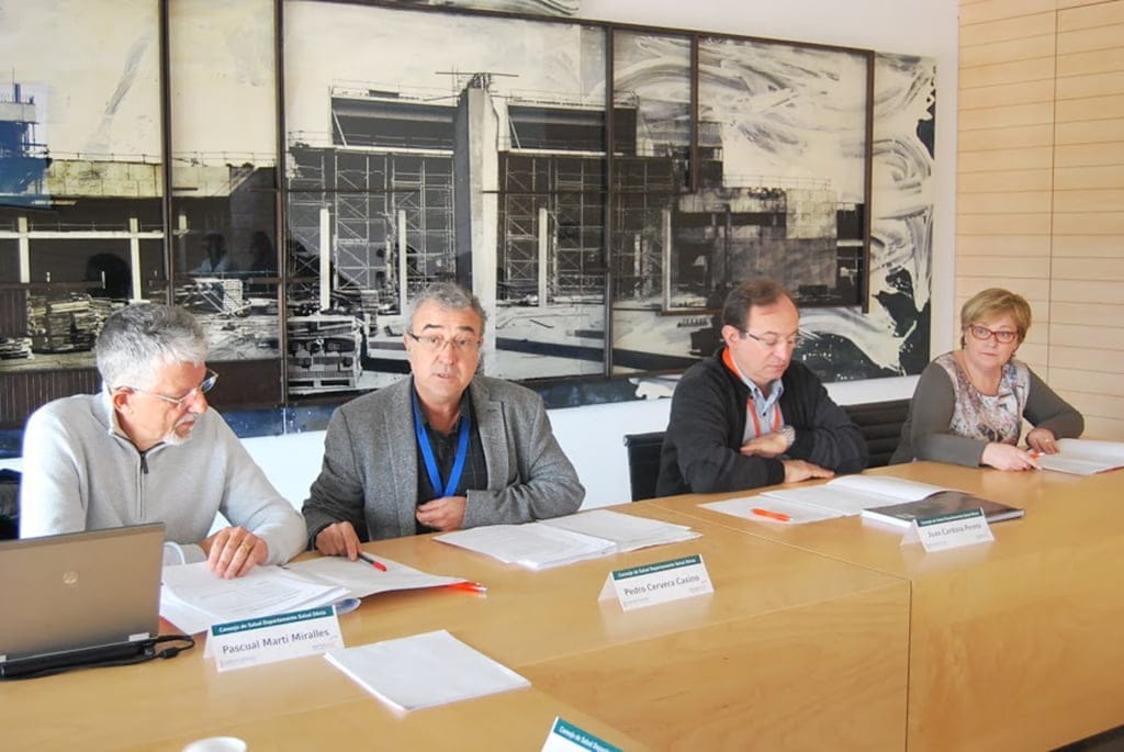 El Comisionado de Salud durante el Consejo de Salud