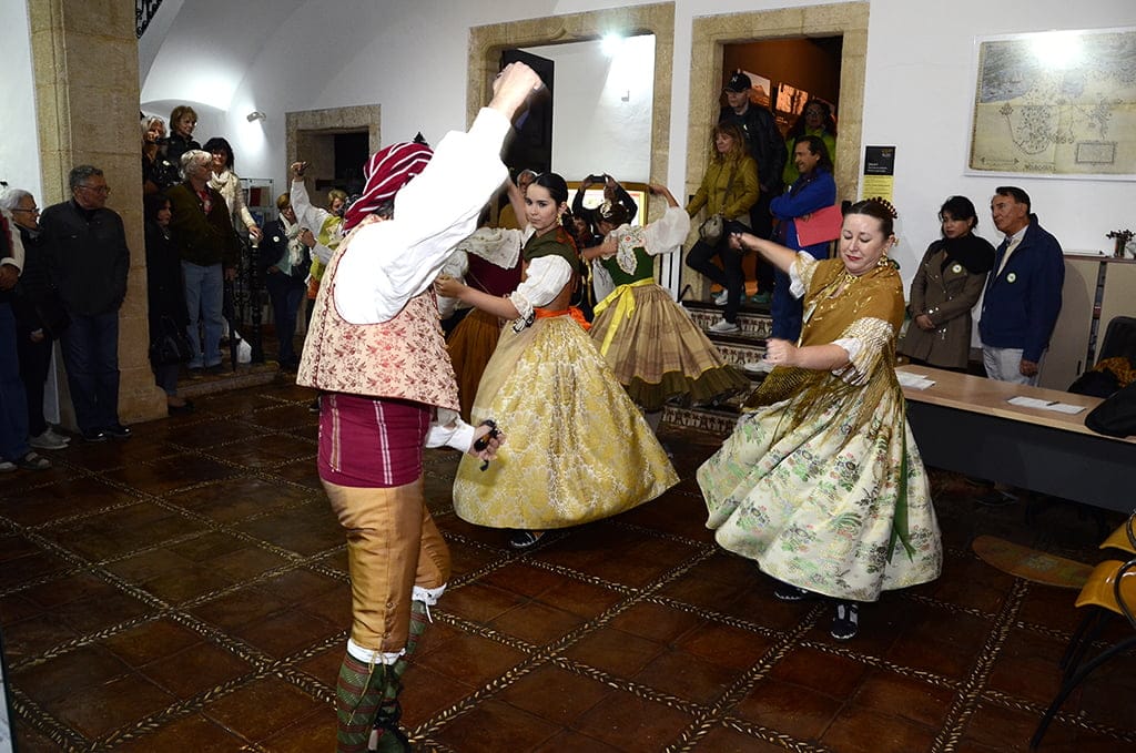 Bailes tradicionales del Grup de Danses Portixol