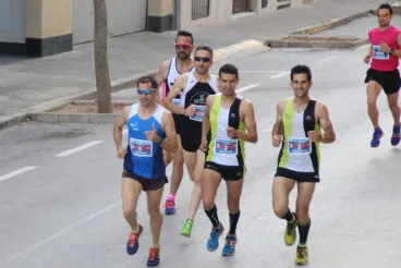 Grupo cabecero con García y Younes