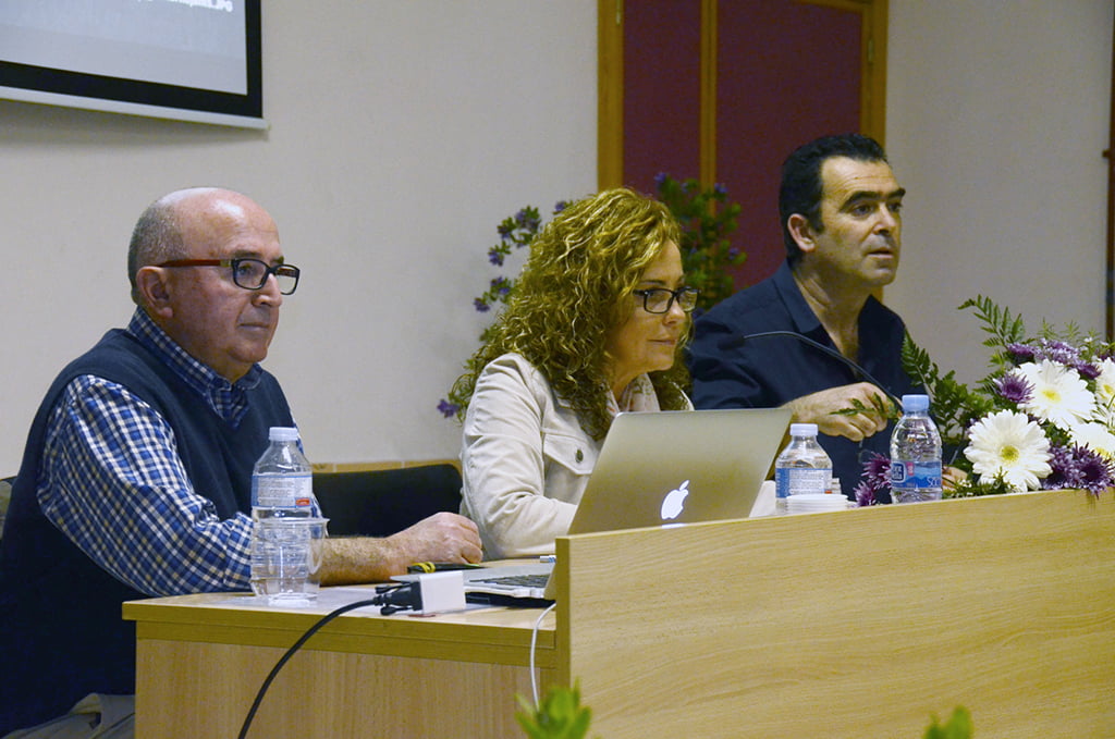 Josep Vanyó en la Escola de pares del IES Antoni Llidó