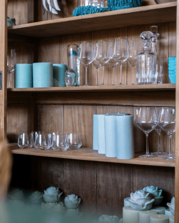 Muebles de madera maciza para una vivienda confortable