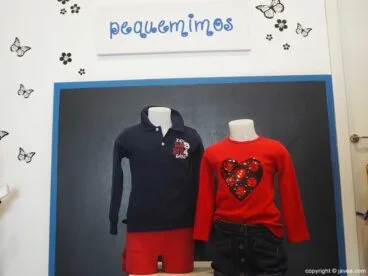 Niño y niña Pequemimos