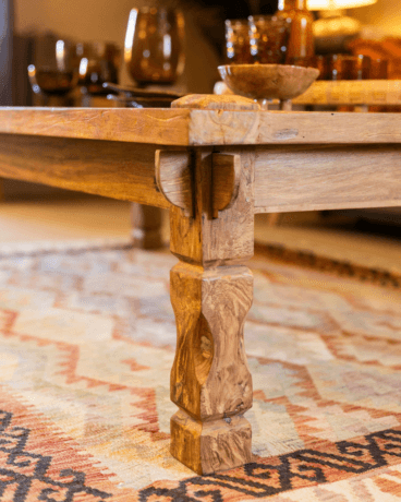 Pata de madera noble para muebles de estilo colonial