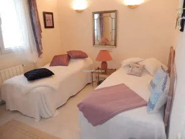 Dormitorio dos camas CHA0723 – MarinaBay Homes