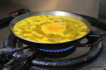 Elaboración arroz Ca Tomaca