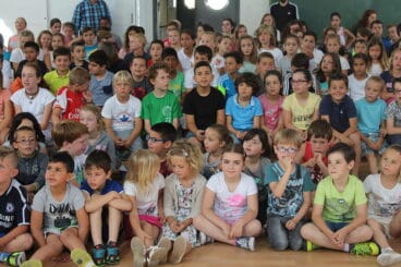 Escolares durante el teatro