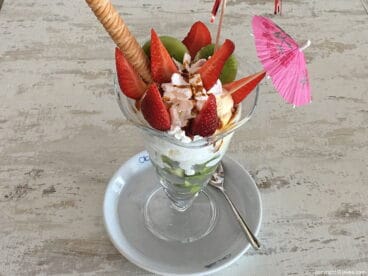 Heladería Cafetería Olas copa de helado
